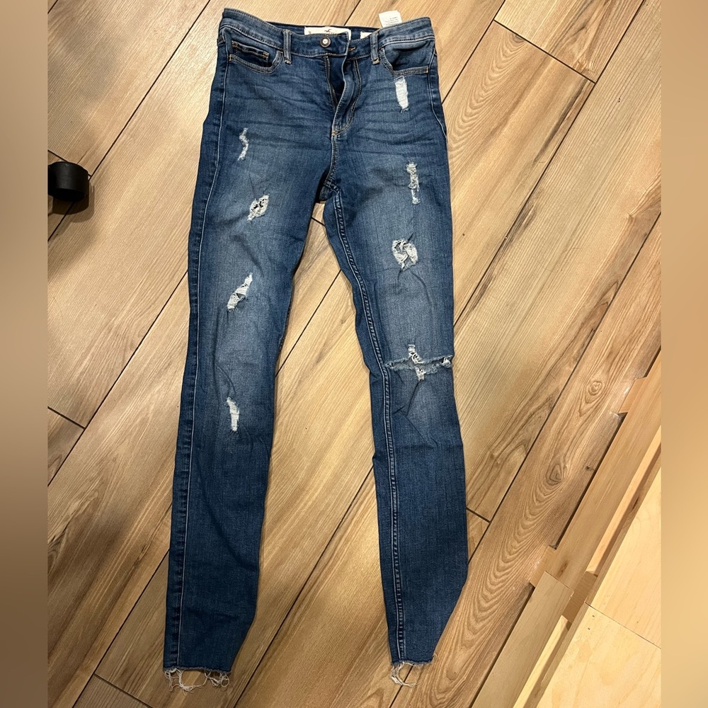 Hollister ripped jeans